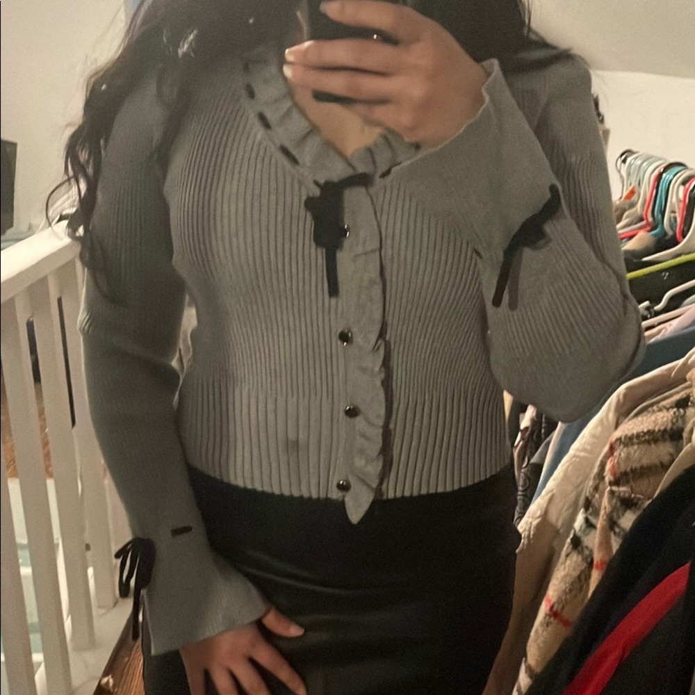 Gray Women's Sweater with Black Accents